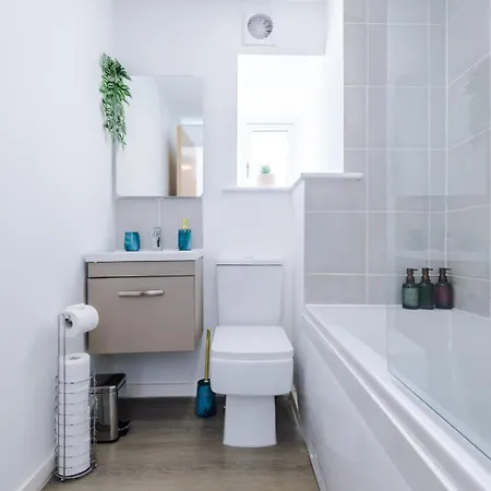 Westlea Apartment